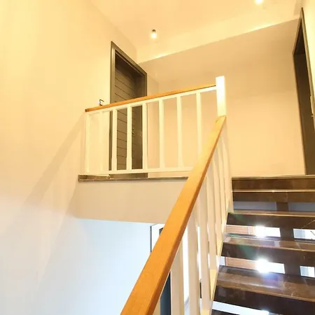 Elia Apartment Side