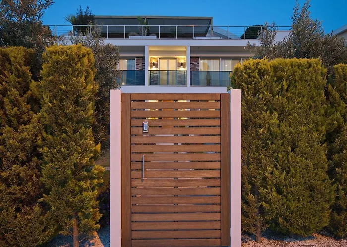 Elia Διαμέρισμα *