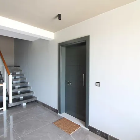Elia Apartament