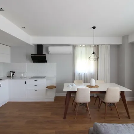 Elia Apartament